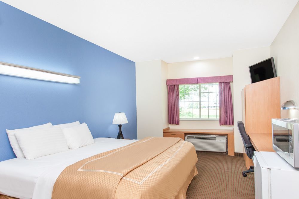Sonesta Essential Hotel Blue Springs Exterior foto